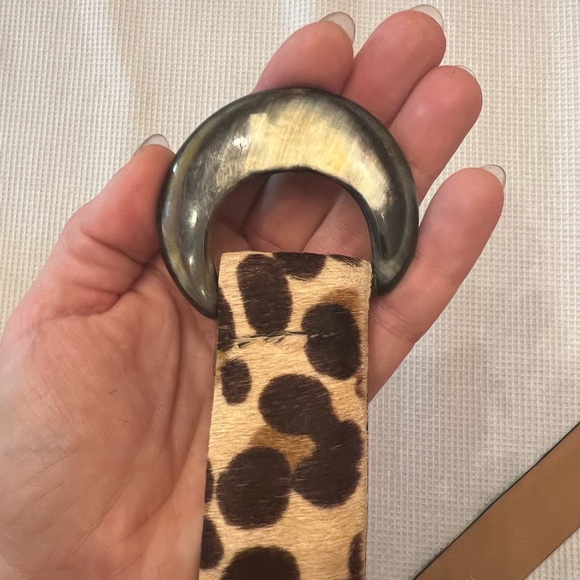 🤩💫VINTAGE Genuine Leather/Calf Hide Leopard Print Belt w/ Horn Buckle, Medium - Picture 8 of 9